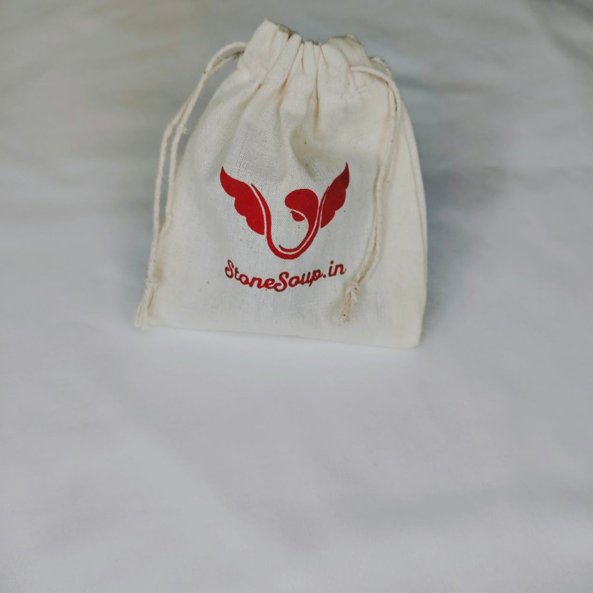 Menstrual cup pouch