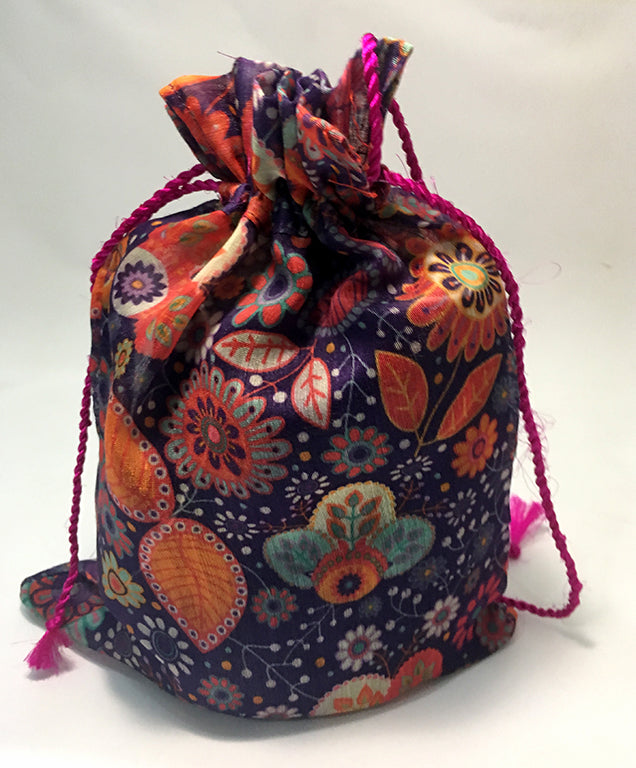 Chanderi Potli Bags /Gift Bags (pack of 5) - Stonesoup Shop